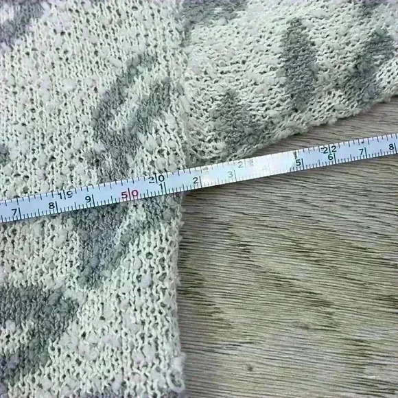 Knox Rose Cheetah Print V-Neck Sweater Size S - Picture 8 of 8